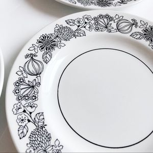 Vintage Manitou by Grindley Side Plates (set of 8)